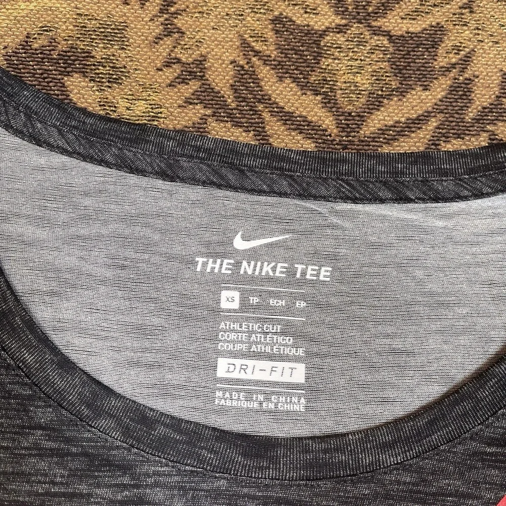 NIKE Women's Chicago Red Stars NWSL Soccer Scoop Top Shirt Size XS New